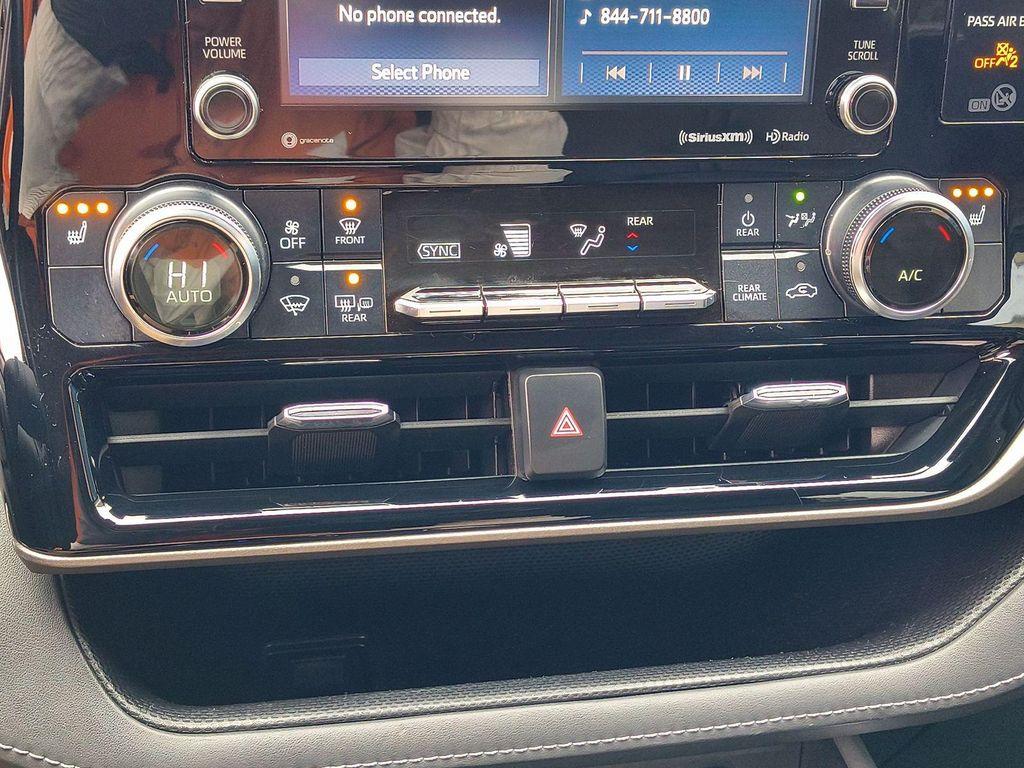 used 2020 Toyota Highlander car, priced at $23,793