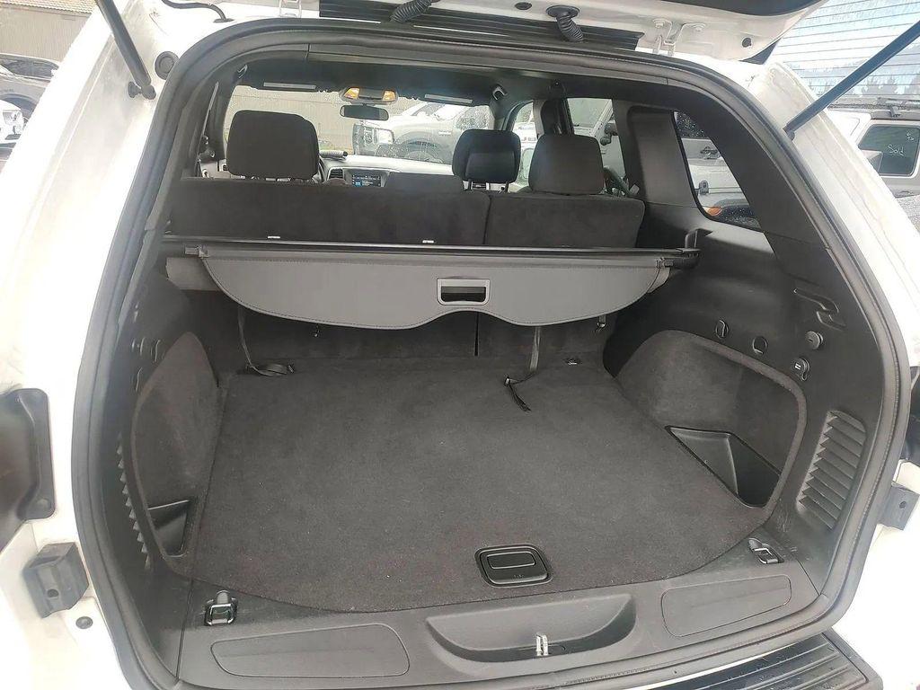 used 2020 Jeep Grand Cherokee car, priced at $15,500