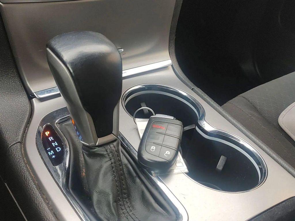 used 2020 Jeep Grand Cherokee car, priced at $15,500