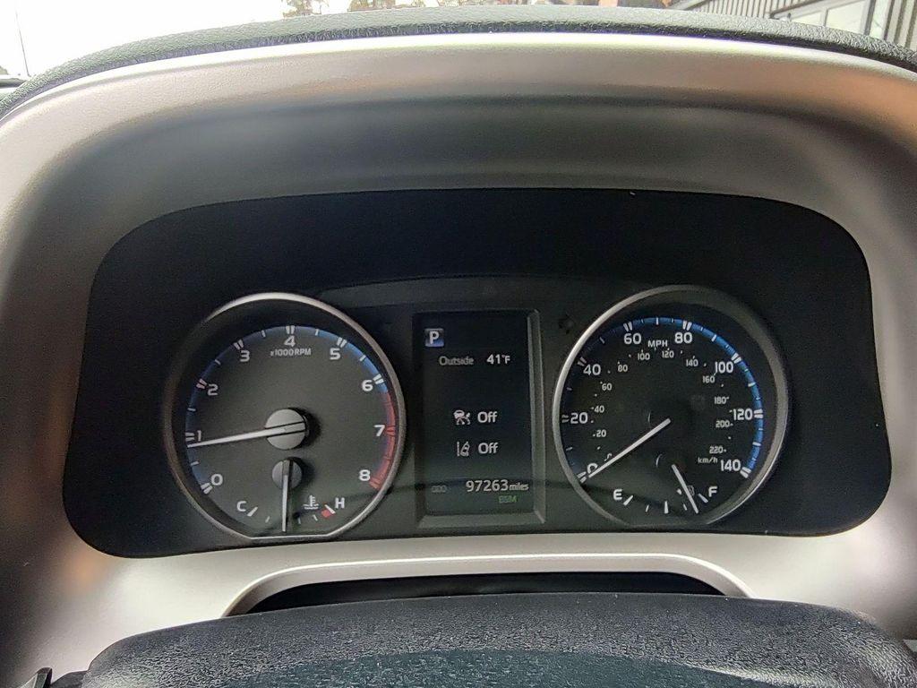 used 2018 Toyota RAV4 car