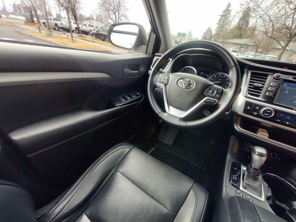 used 2017 Toyota Highlander car, priced at $24,993