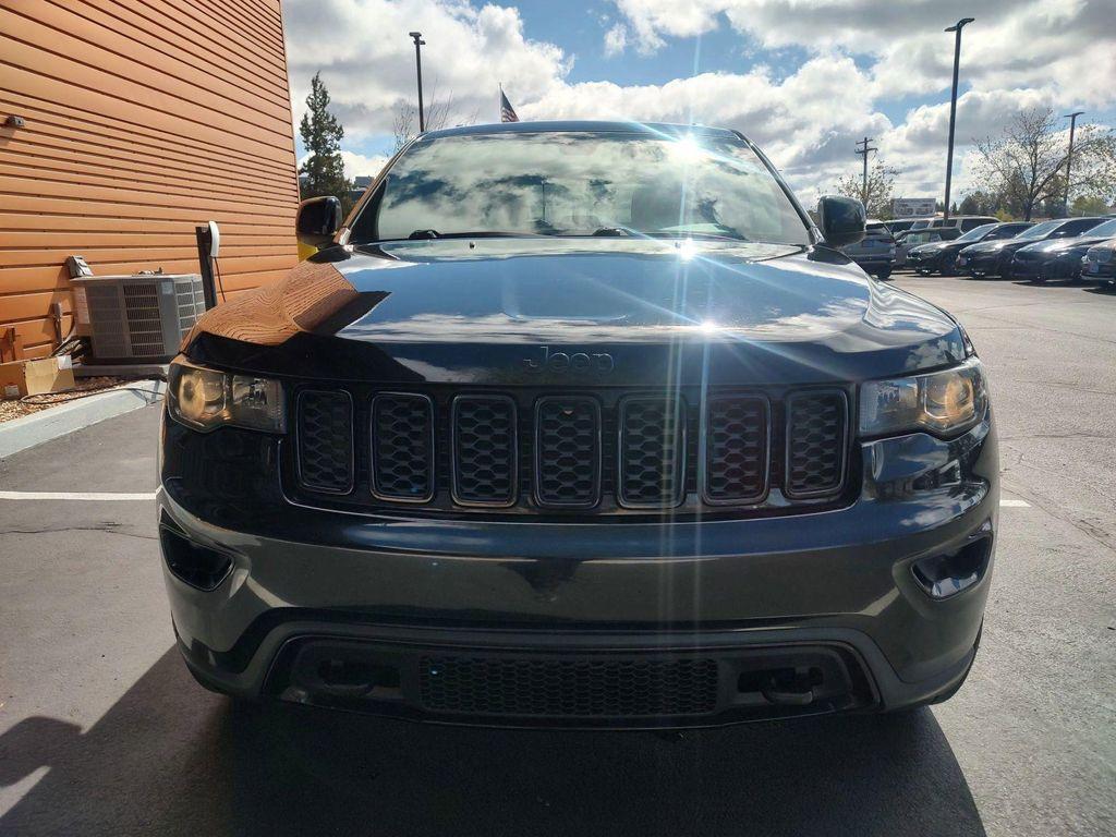 used 2018 Jeep Grand Cherokee car, priced at $16,059