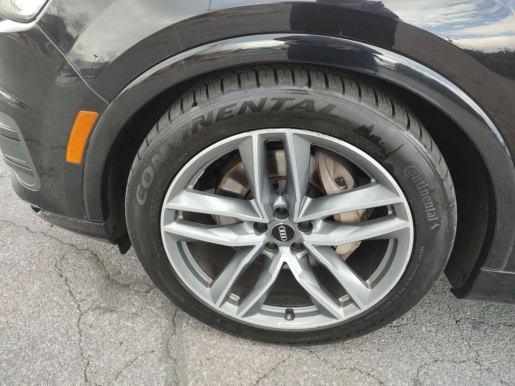 used 2018 Audi Q7 car, priced at $18,998