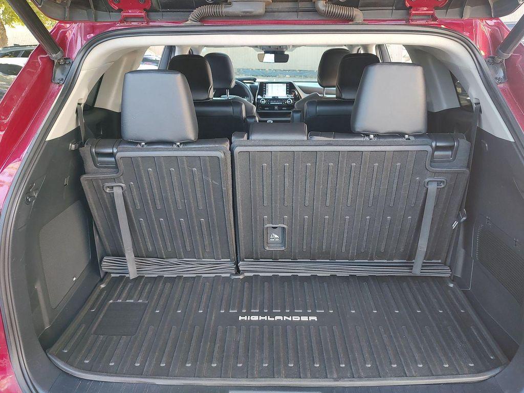 used 2021 Toyota Highlander car, priced at $28,493