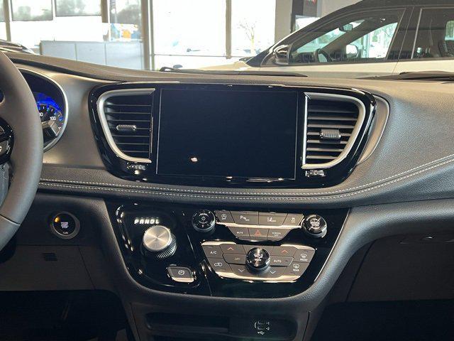 new 2026 Chrysler Pacifica car, priced at $45,017