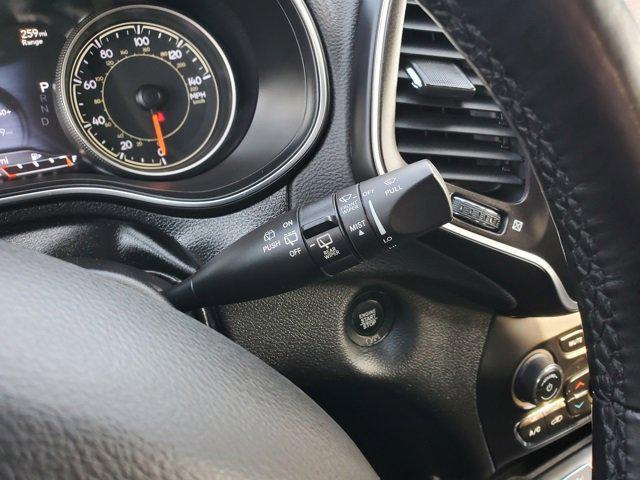 used 2020 Jeep Cherokee car, priced at $22,395