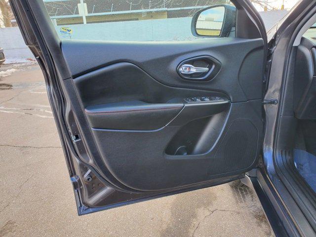 used 2022 Jeep Cherokee car, priced at $24,895