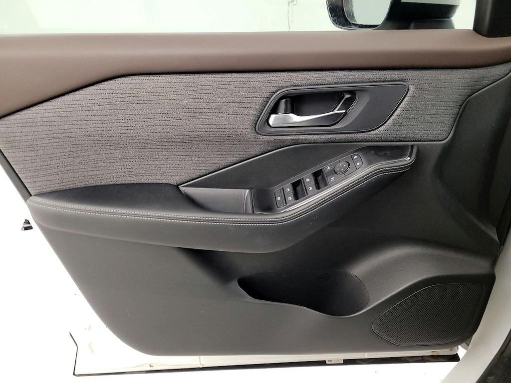 used 2023 Nissan Rogue car, priced at $24,998