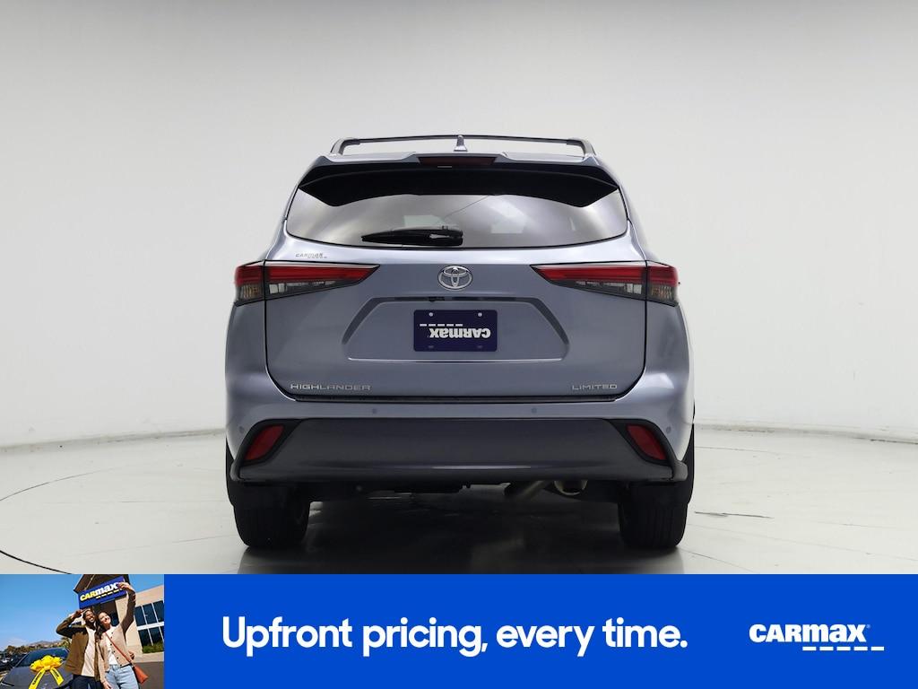 used 2023 Toyota Highlander car, priced at $39,998