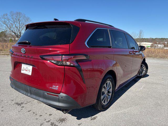 used 2021 Toyota Sienna car, priced at $32,990