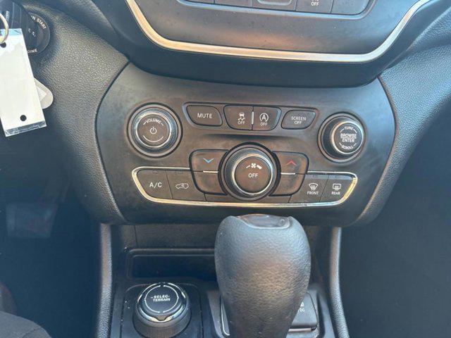 used 2021 Jeep Cherokee car, priced at $17,297