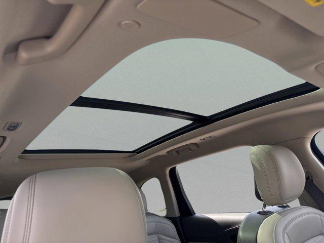 used 2025 Lincoln Nautilus car, priced at $54,998