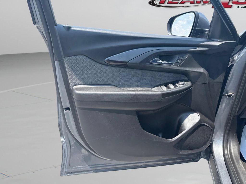 used 2021 Chevrolet TrailBlazer car, priced at $18,004