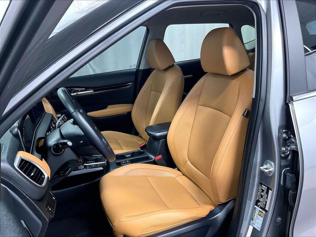 used 2024 Kia Seltos car, priced at $23,100