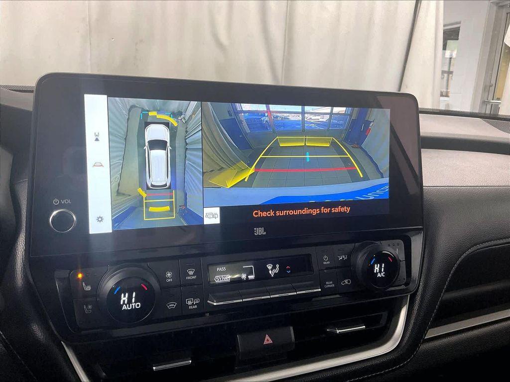 used 2025 Toyota Grand Highlander car, priced at $55,800