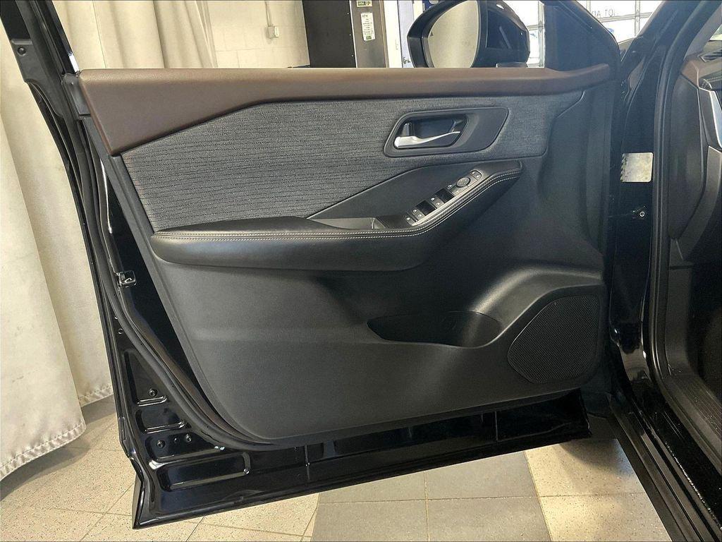used 2023 Nissan Rogue car, priced at $22,329