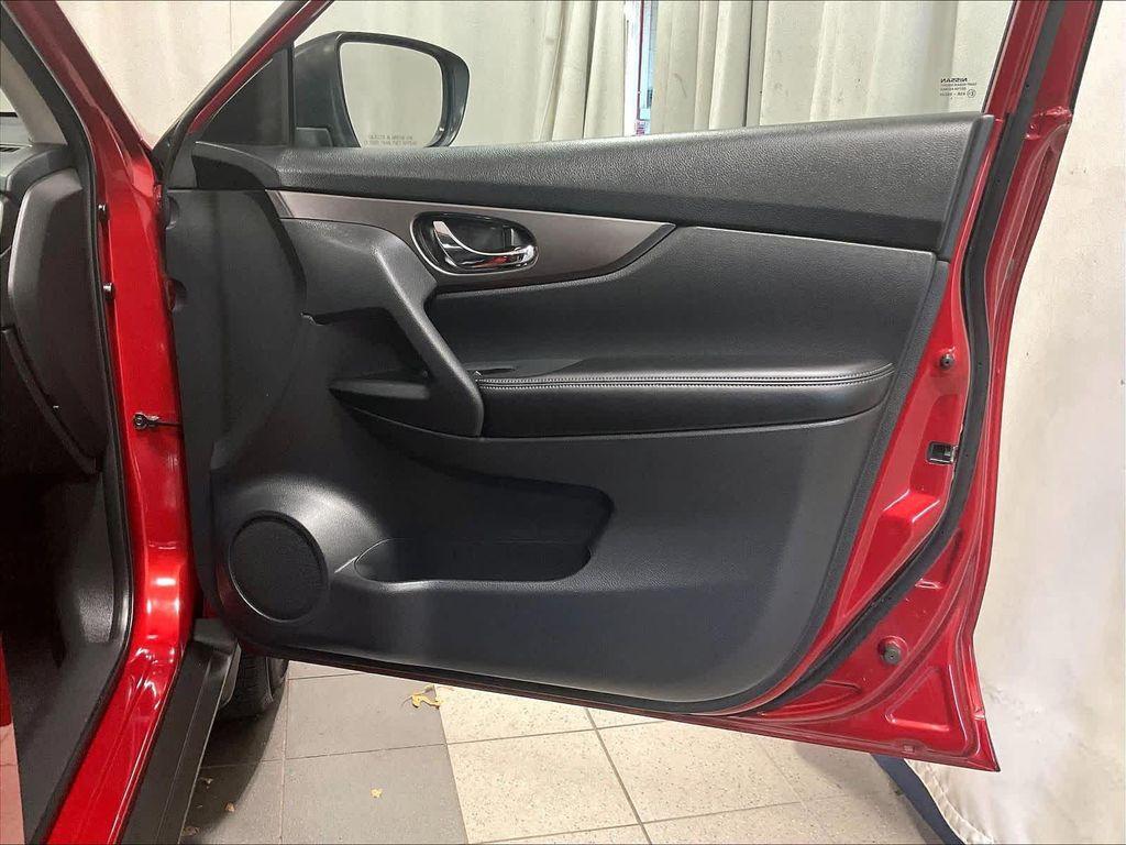 used 2015 Nissan Rogue car, priced at $11,500