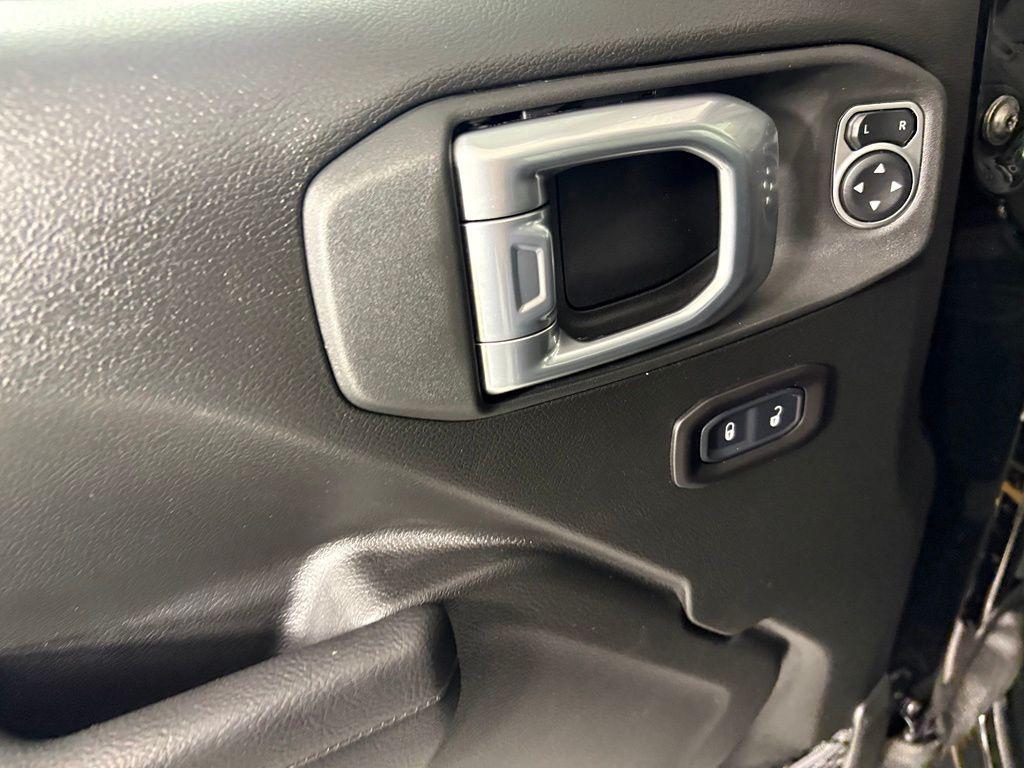 new 2026 Jeep Gladiator car, priced at $53,488