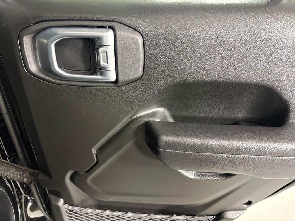 new 2026 Jeep Gladiator car, priced at $53,488