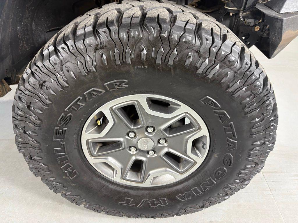 used 2020 Jeep Gladiator car, priced at $32,800