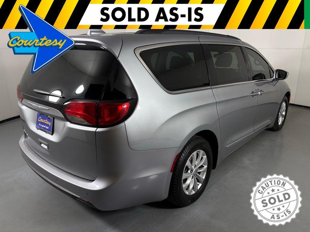used 2017 Chrysler Pacifica car, priced at $10,600