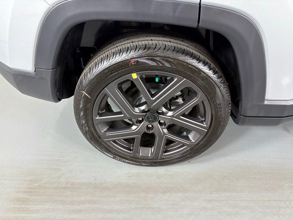 new 2026 Jeep Compass car, priced at $32,900