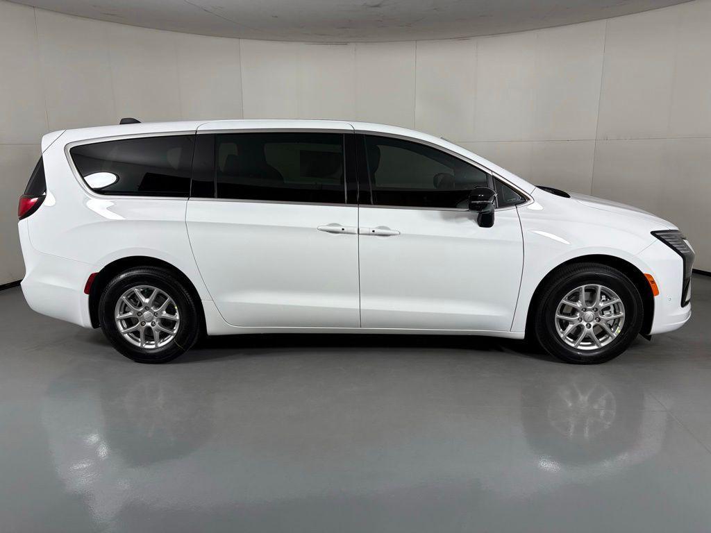 new 2027 Chrysler Pacifica car, priced at $48,549