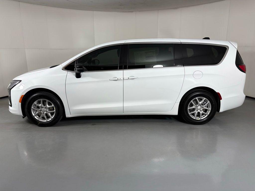new 2027 Chrysler Pacifica car, priced at $48,549