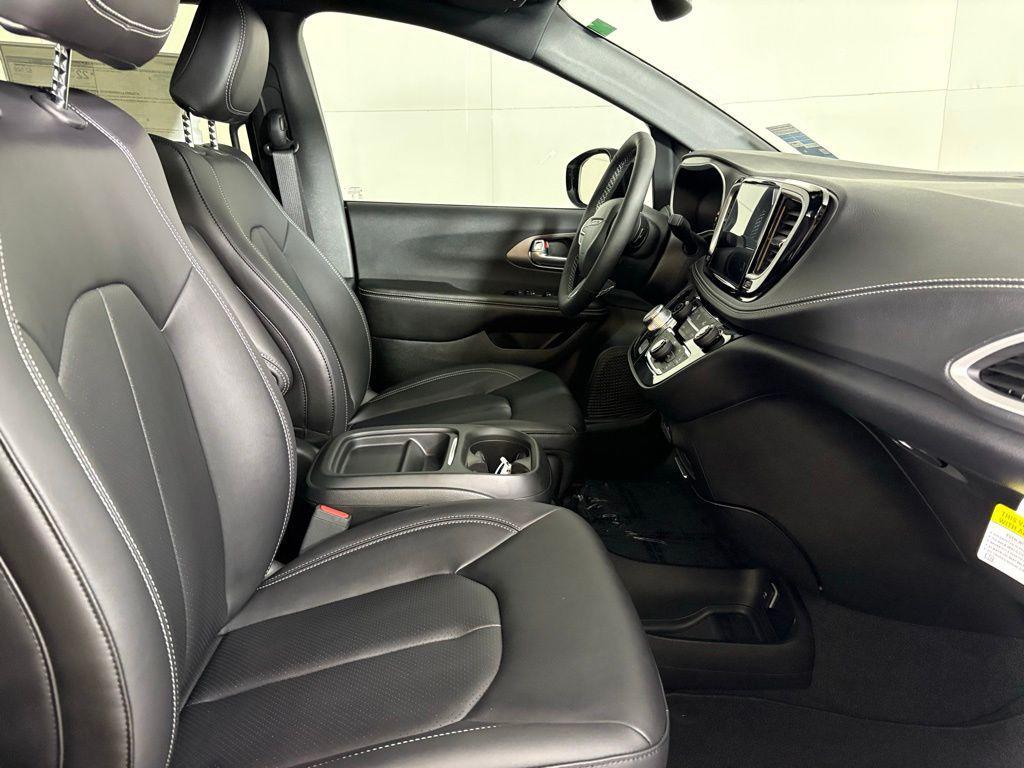 new 2027 Chrysler Pacifica car, priced at $48,549