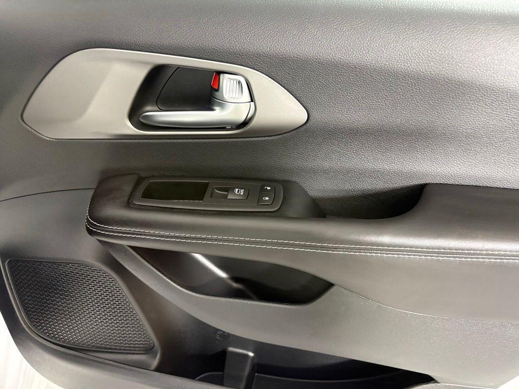 new 2027 Chrysler Pacifica car, priced at $48,549