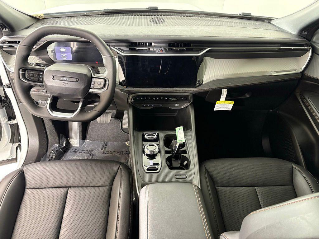 new 2026 Jeep Cherokee car, priced at $41,000