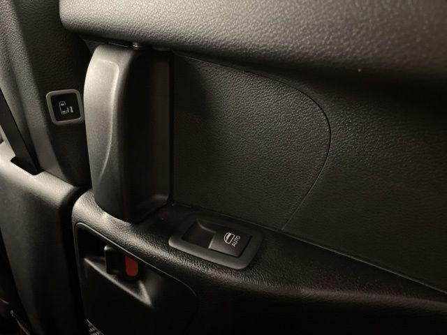 new 2025 Chrysler Pacifica car, priced at $36,940