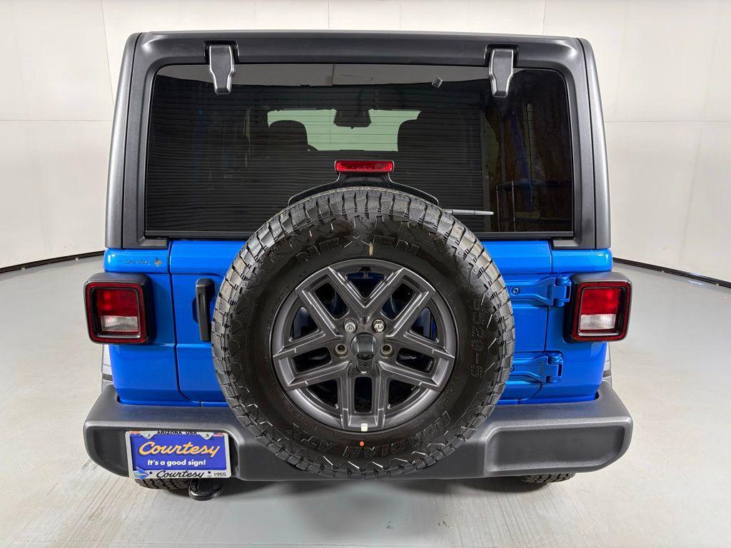 new 2026 Jeep Wrangler car, priced at $41,560