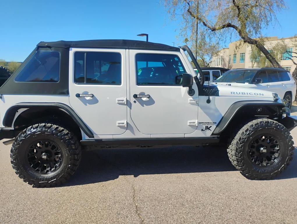 used 2013 Jeep Wrangler Unlimited car, priced at $17,900
