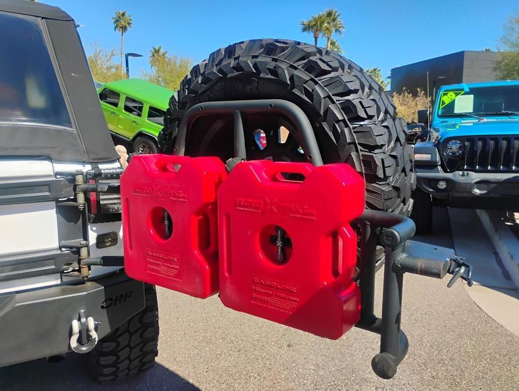 used 2013 Jeep Wrangler Unlimited car, priced at $17,900