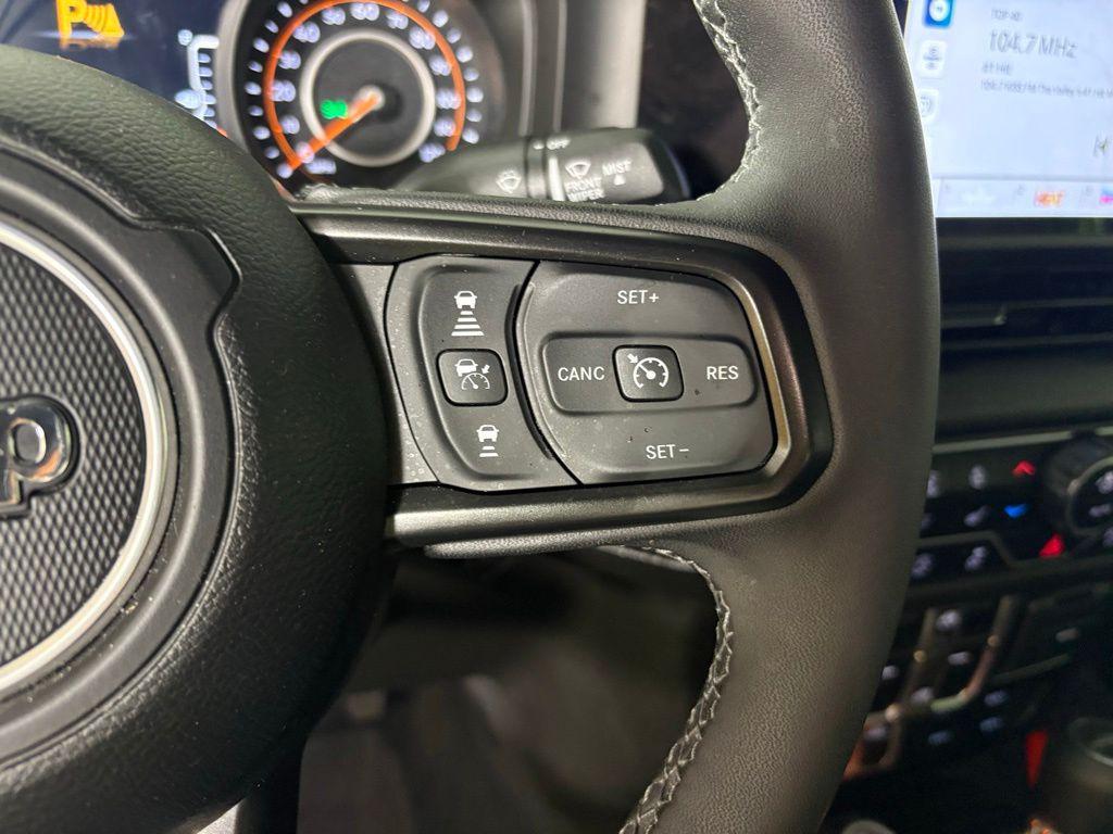 used 2025 Jeep Gladiator car, priced at $39,900