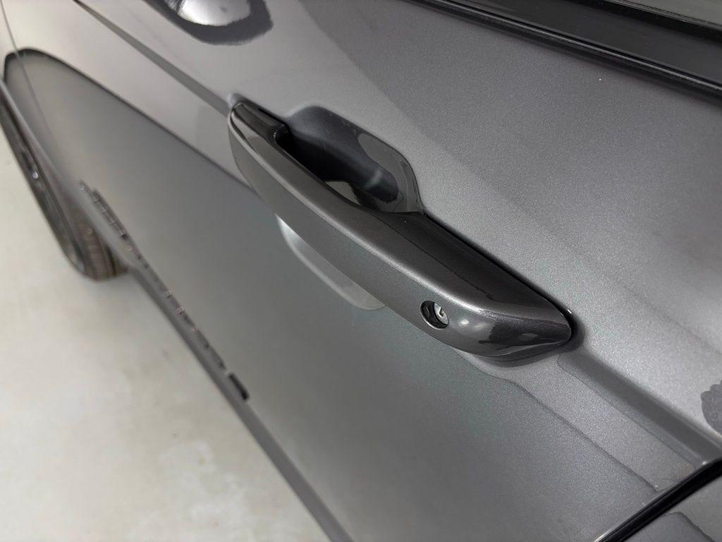 new 2026 Jeep Grand Cherokee car, priced at $46,900