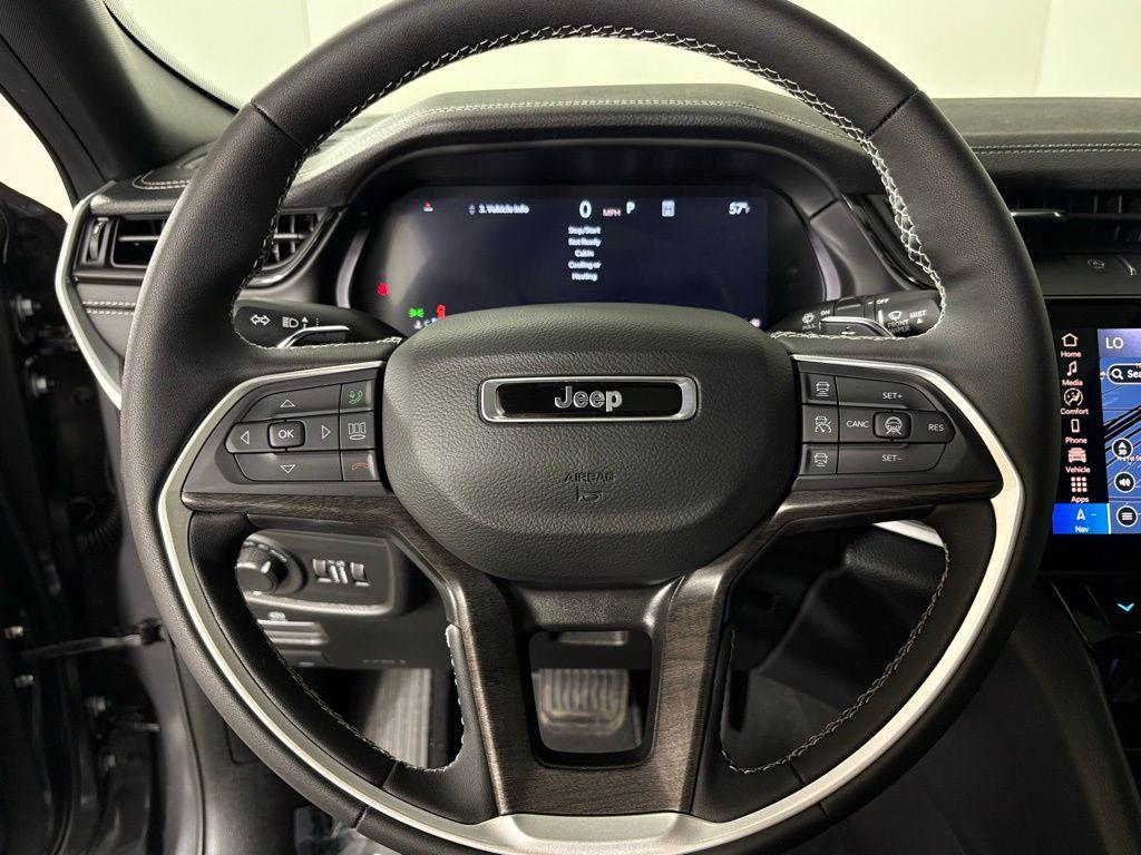 new 2026 Jeep Grand Cherokee car, priced at $46,900