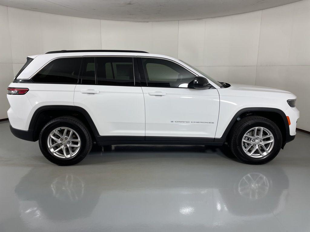 new 2025 Jeep Grand Cherokee car, priced at $32,325