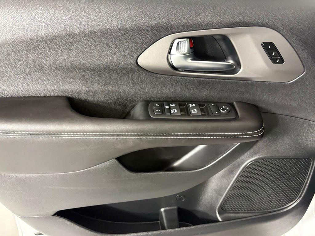 new 2027 Chrysler Pacifica car, priced at $47,854