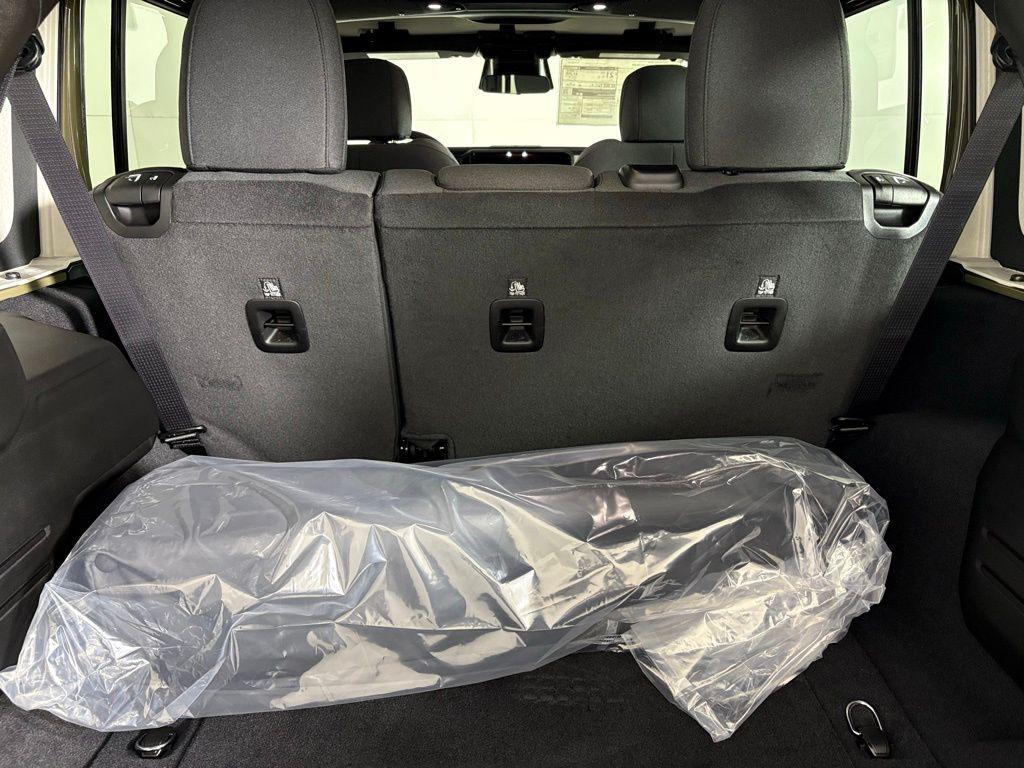 new 2026 Jeep Wrangler car, priced at $46,185