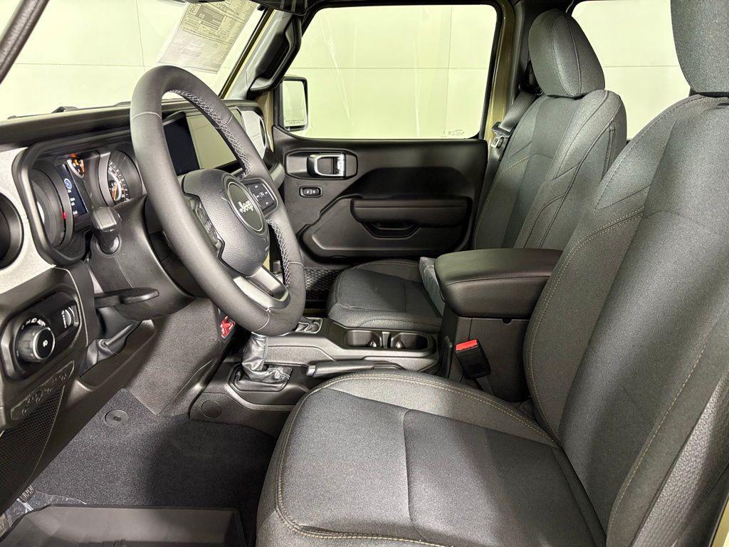 new 2026 Jeep Wrangler car, priced at $46,185