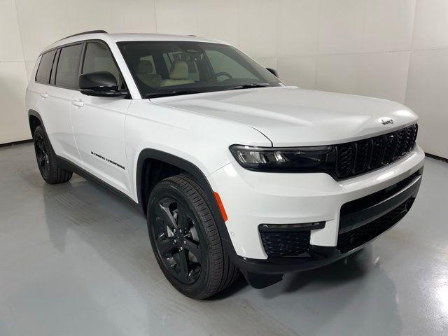 new 2025 Jeep Grand Cherokee L car, priced at $46,685