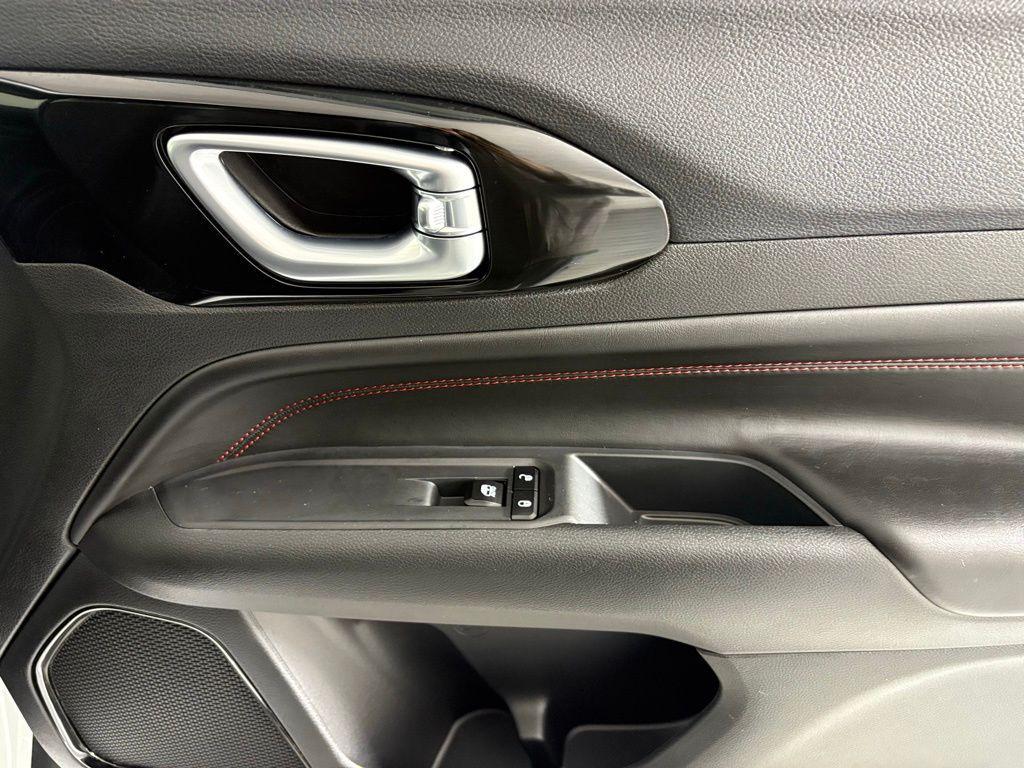 new 2026 Jeep Compass car, priced at $32,900