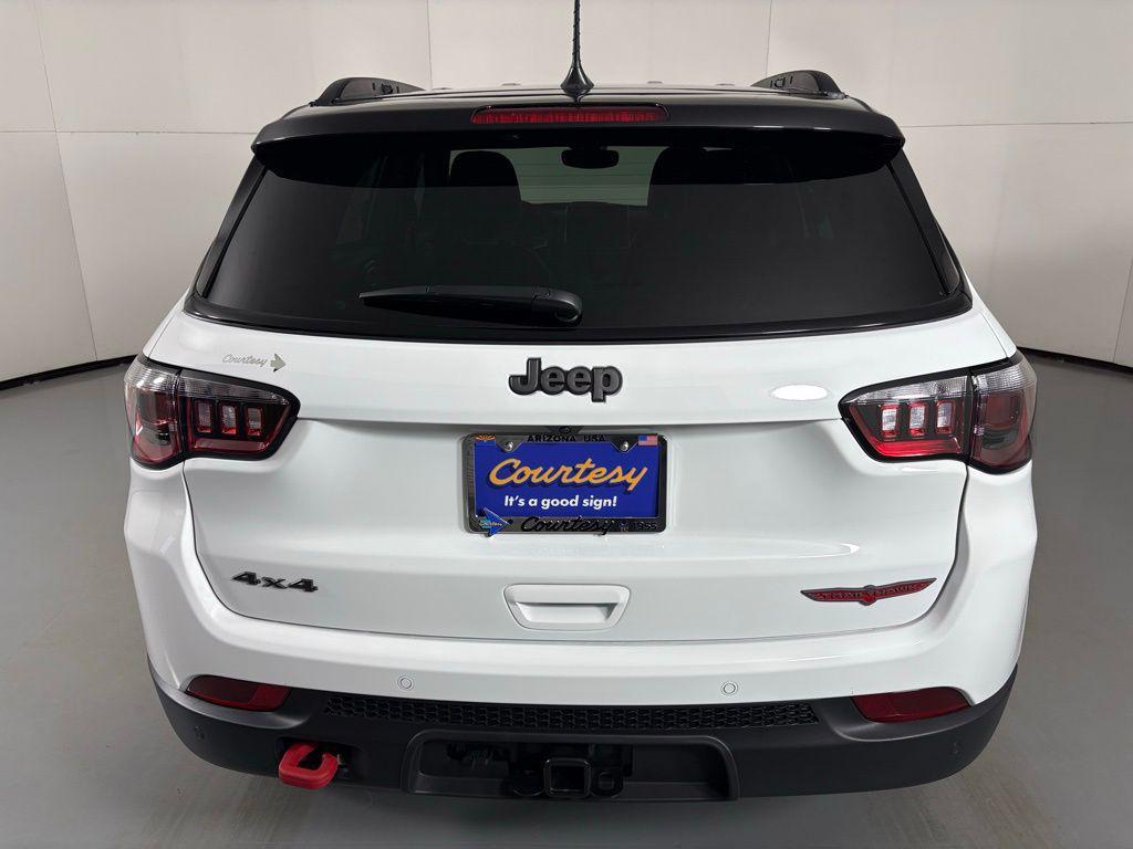 new 2026 Jeep Compass car, priced at $32,900