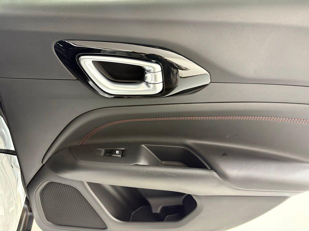 new 2026 Jeep Compass car, priced at $32,900