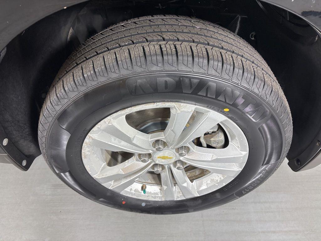 used 2011 Chevrolet Equinox car, priced at $5,900