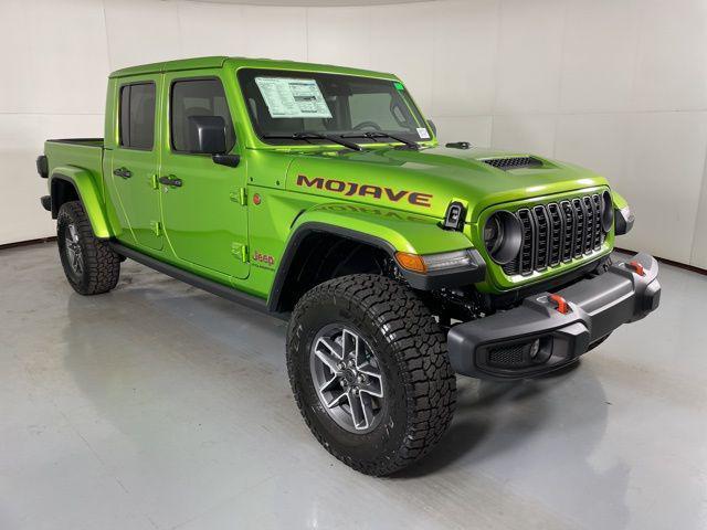 new 2025 Jeep Gladiator car, priced at $53,620