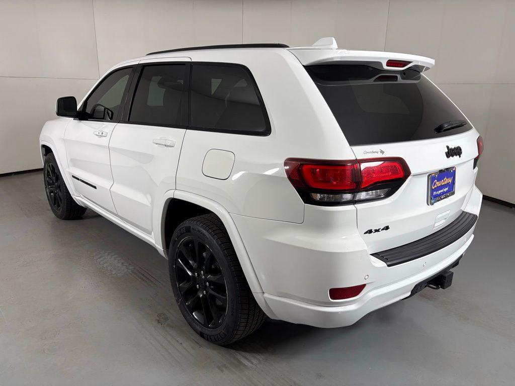 used 2022 Jeep Grand Cherokee car, priced at $24,900