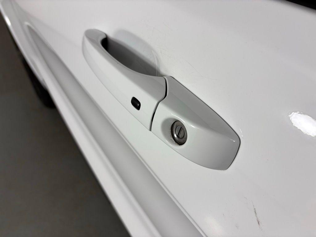 used 2022 Jeep Grand Cherokee car, priced at $24,900